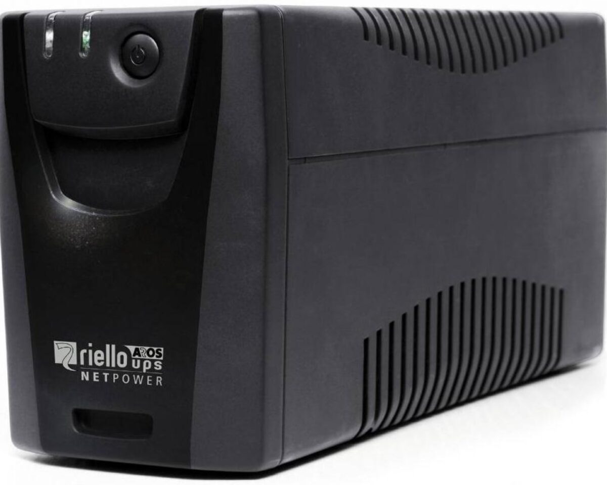 Alternative view of S.A.I. Riello NetPower 480W 800VA Negra (NPW800)